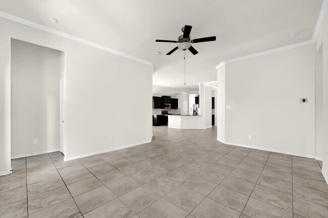 Building Photo - 18788 Laurel Hills Dr