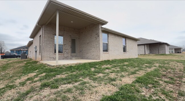 Building Photo - 3700 N Wiley Dr