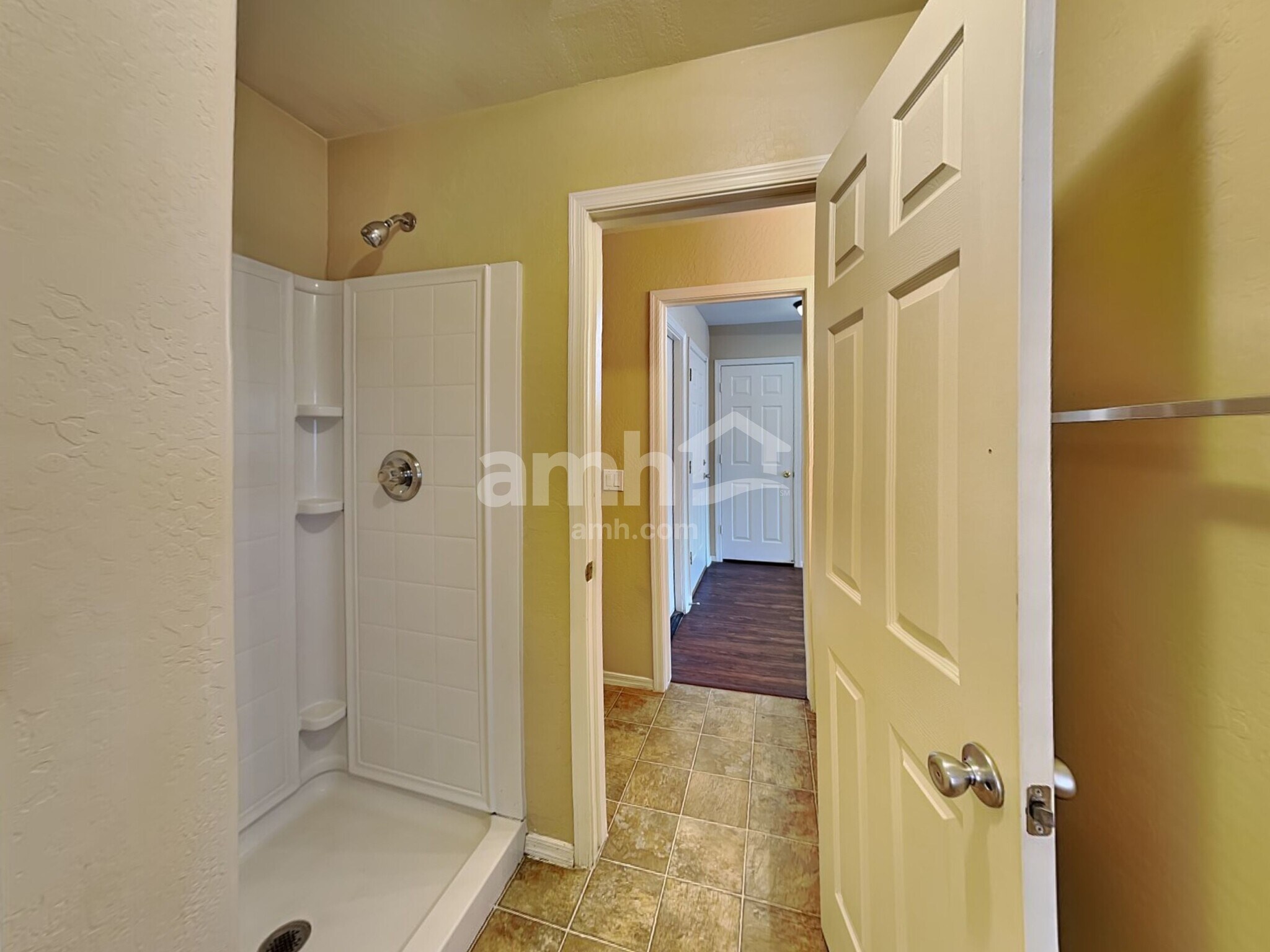 Building Photo - 22653 W Mesquite Dr