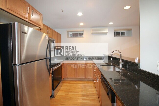 Building Photo - 159 State Street