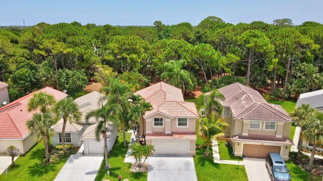 Building Photo - 8332 Bermuda Sound Way