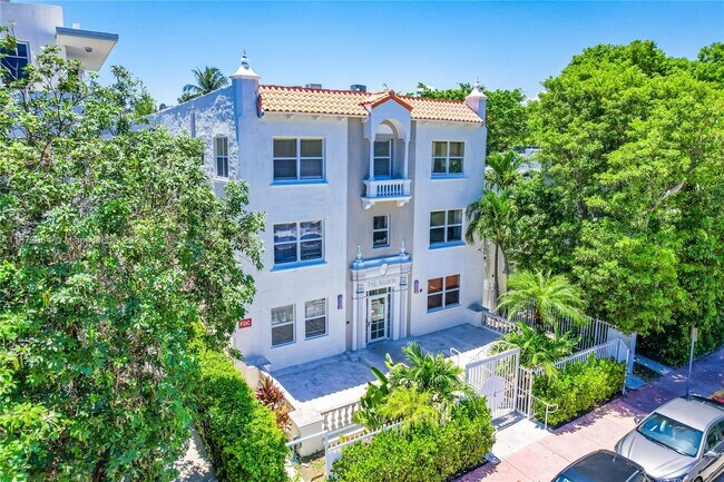 Building Photo - 1542 Drexel Ave