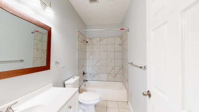 Building Photo - 1411 Peralta St