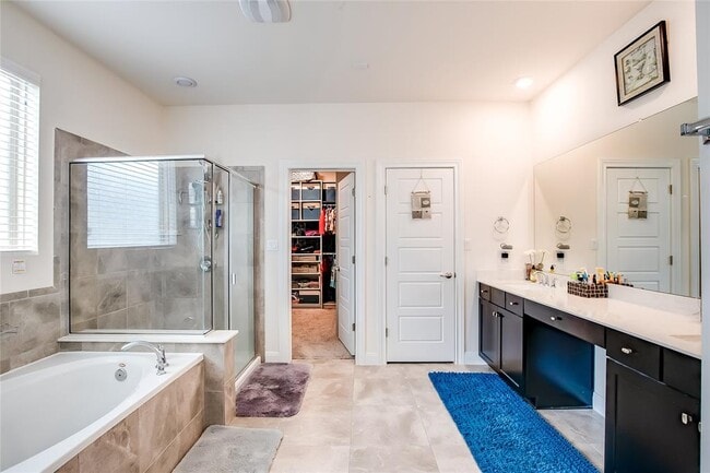 Building Photo - 508 Middle Brook Dr