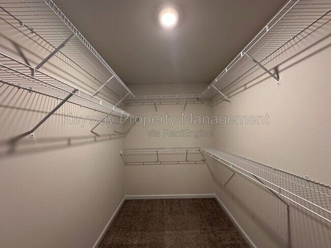 Building Photo - 6064 High Top Ln