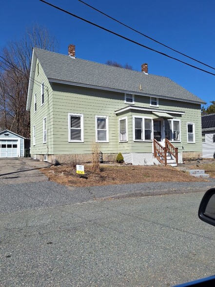 Primary Photo - 10 Cemetery St