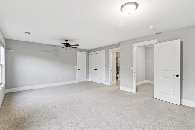 Building Photo - Beautiful Low Country Home in Rose Dhu!