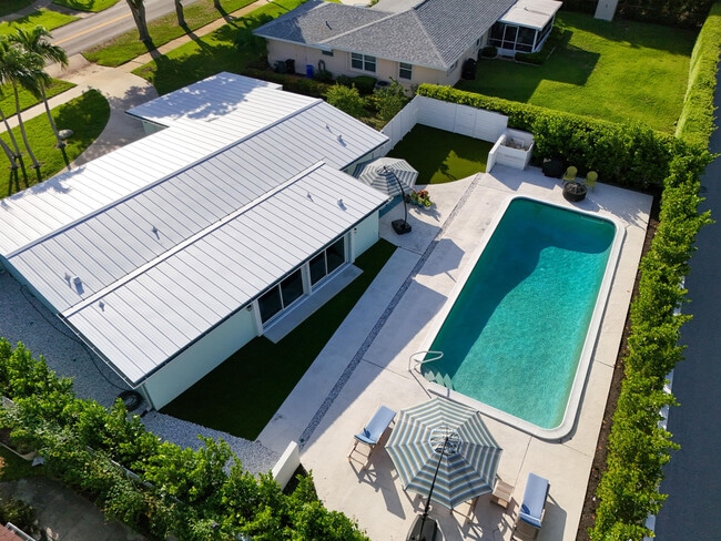 Building Photo - 720 Eastwind Dr