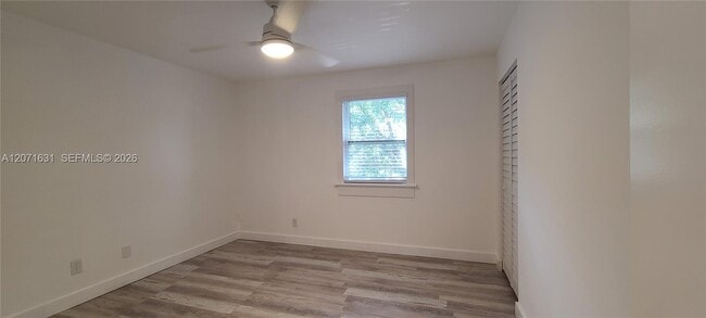Building Photo - 6519 W Newberry Rd