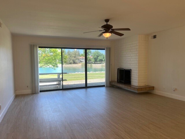 Building Photo - 7010 Colina Ln