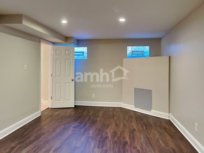 Building Photo - 2021 Cristata Ct