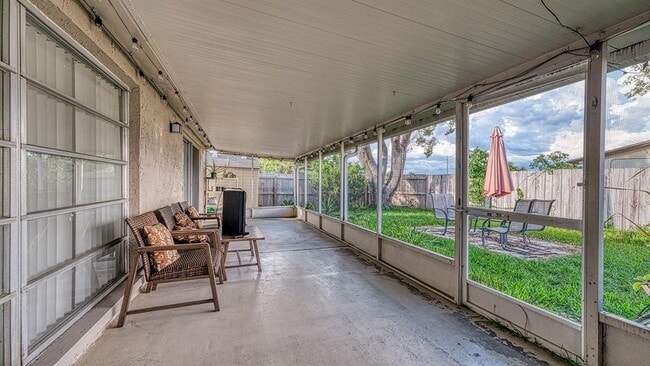 Building Photo - 9206 Gray Fox Ln