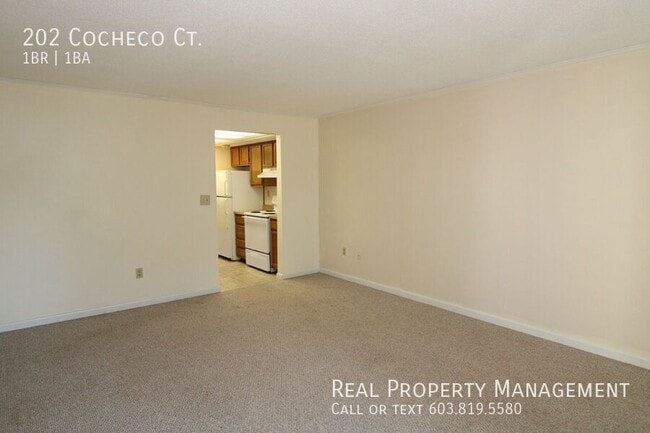 Building Photo - 202 Cocheco Ct