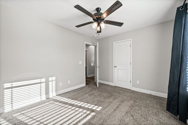 Building Photo - 1796 Rains Rd