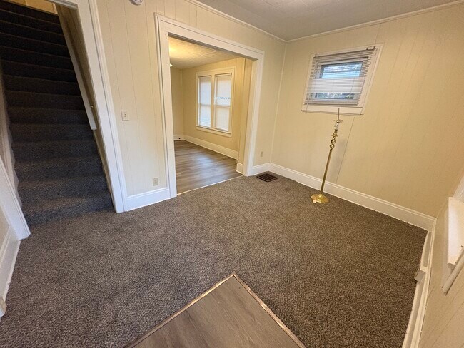 Building Photo - 1425 Marcy St