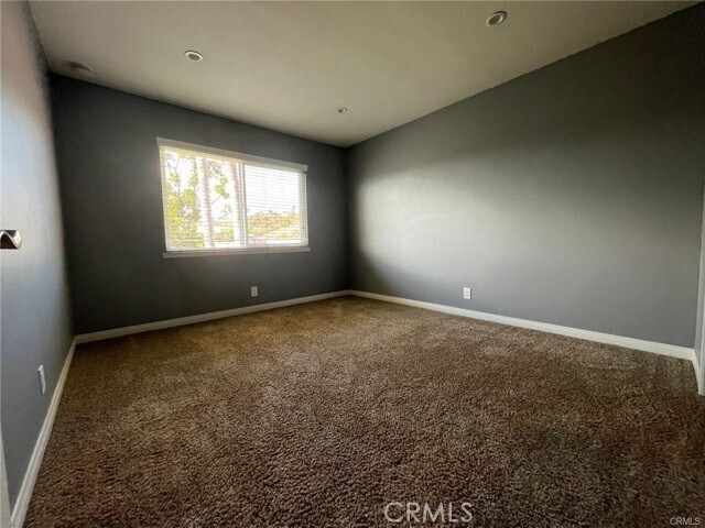 Building Photo - 25502 Goldenspring Dr
