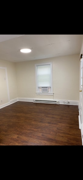 Living room - 1017 Tyler Ave