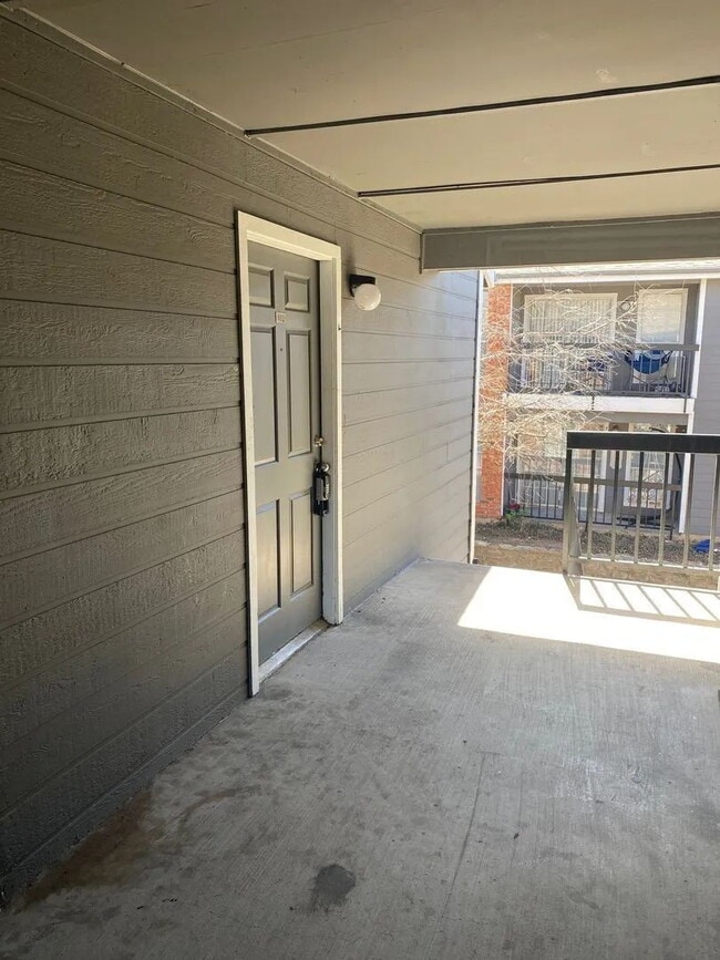 Primary Photo - Charming 1-Bedroom Condo in Gated North Da...