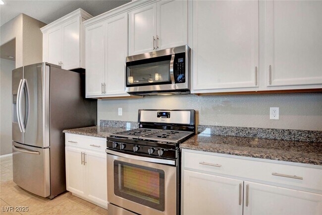 Building Photo - 2255 Valdina St
