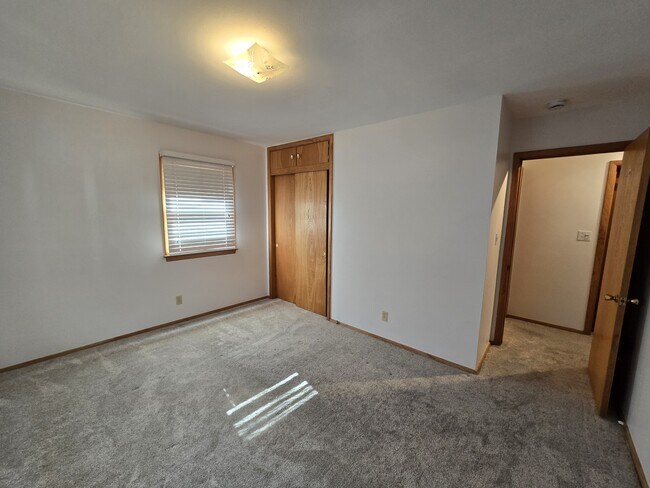 Building Photo - 3502 Veralta Dr