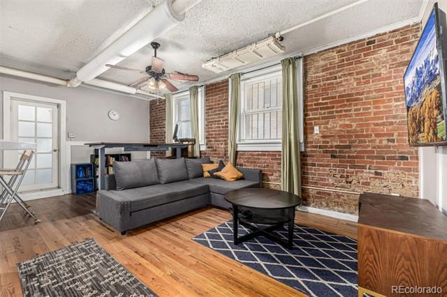 Building Photo - 1376 N Pearl St