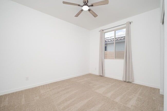 Building Photo - 14844 S 179th Ave