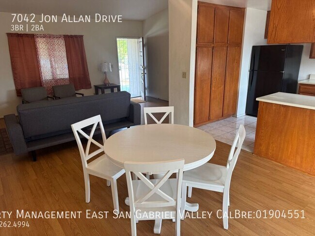 Building Photo - 7042 Jon Allan Dr