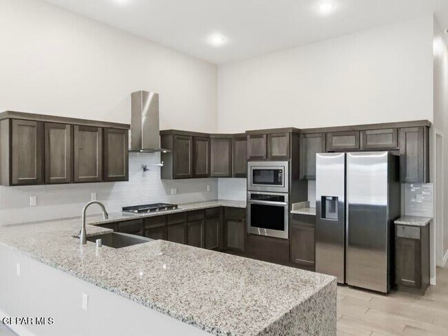 Building Photo - 11365 Hidalgo Dr