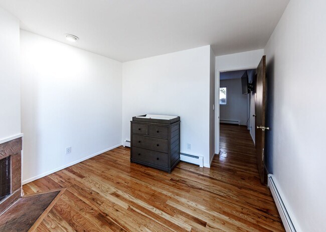 Building Photo - Palmer Park 3 bedroom