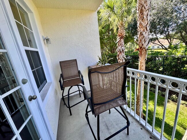 Building Photo - 9857 Baywinds Blvd
