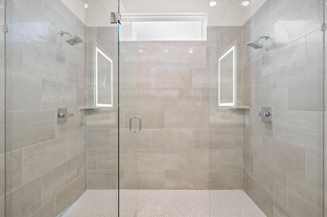 Building Photo - 449 Jones St