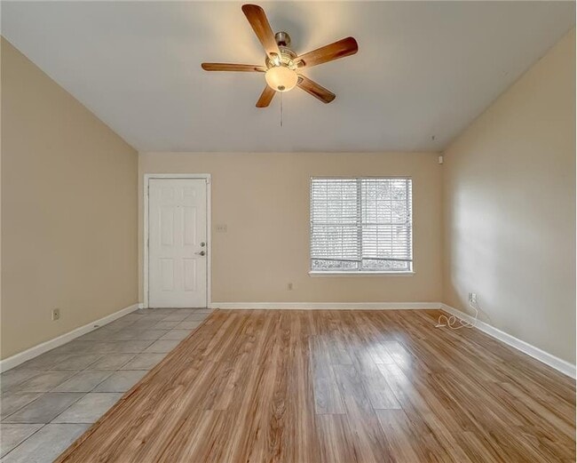 Building Photo - 1555 Sprucewood Trail