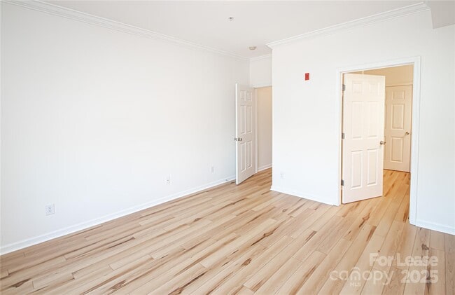 Building Photo - 14849 Santa Lucia Dr