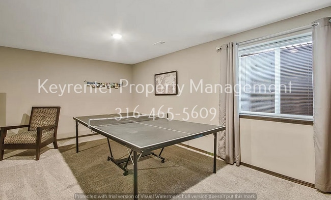 Building Photo - 1470 N Aster Cir