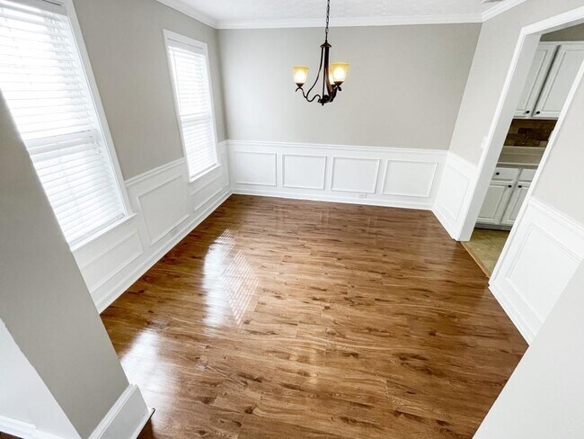 Building Photo - 3795 Harris Blvd NW