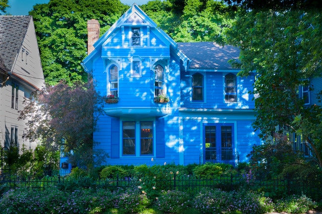 Building Photo - 63 Meigs St