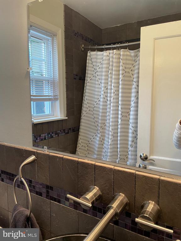 Building Photo - 4411 Edgefield Rd