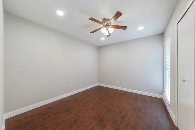Building Photo - 6630 Tara Dr
