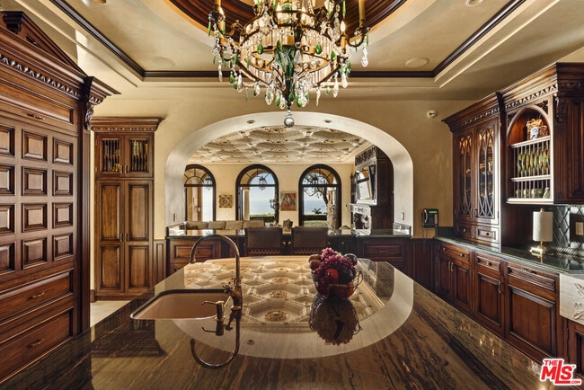 Building Photo - 28 Deep Sea