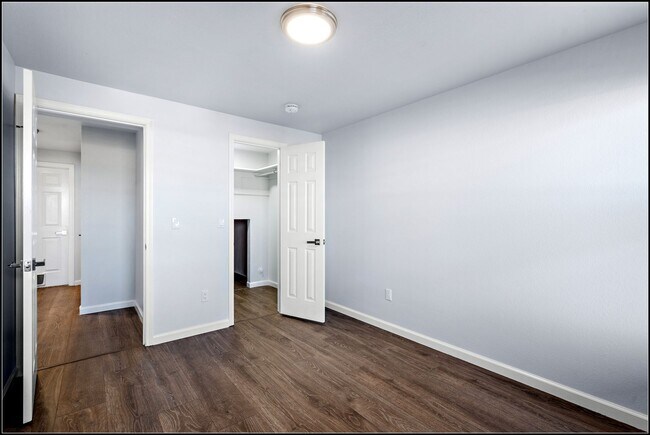 Building Photo - EAST2746