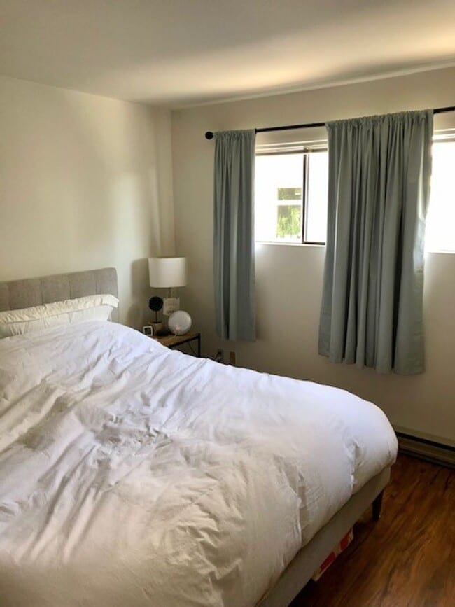 Building Photo - HASHASH BALLARD DUPLEX