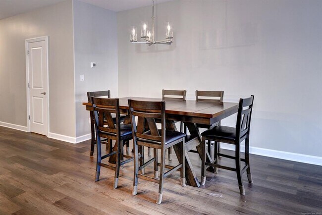 Building Photo - 107 Bicameral Ln