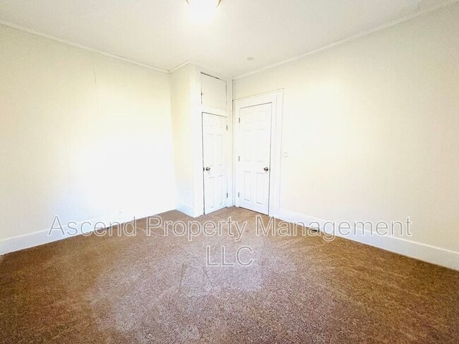 Building Photo - 1500 Bradt St