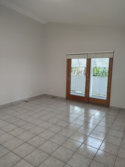 Building Photo - 1504 Flagler Ave