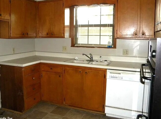 Building Photo - 106 Chrisp Ave