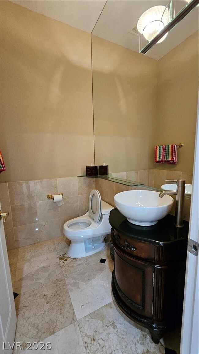 Building Photo - 2101 Grand Island Ct