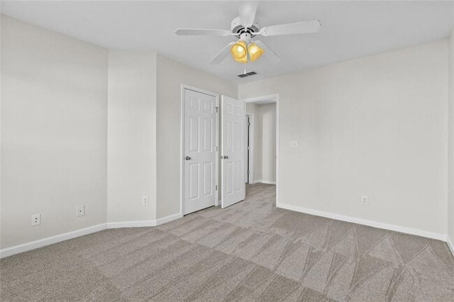 Building Photo - 4831 Edinburgh Dr