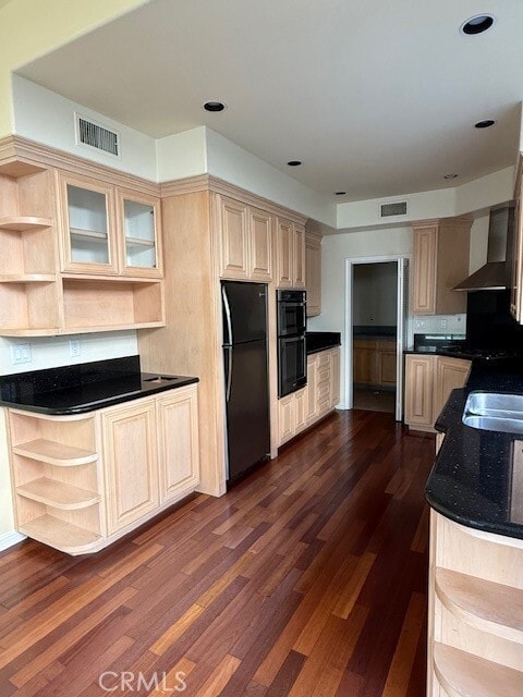Building Photo - 2657 Plumb Dr