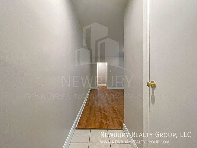 Building Photo - 309 San Juan Dr