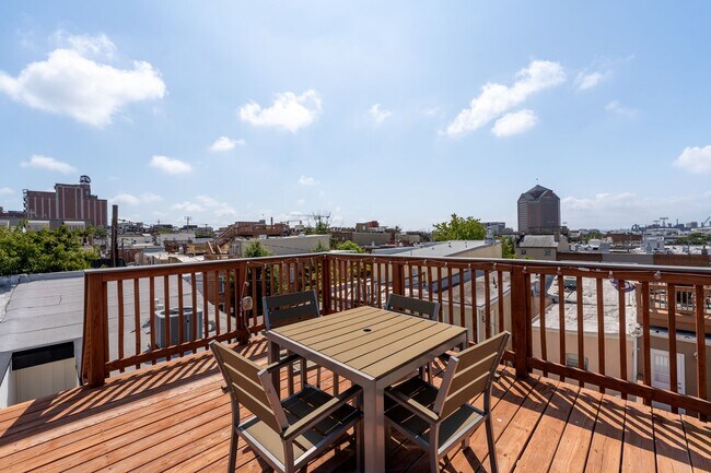 Building Photo - 4-Bedroom, 3-Bathroom with Garage - Canton...
